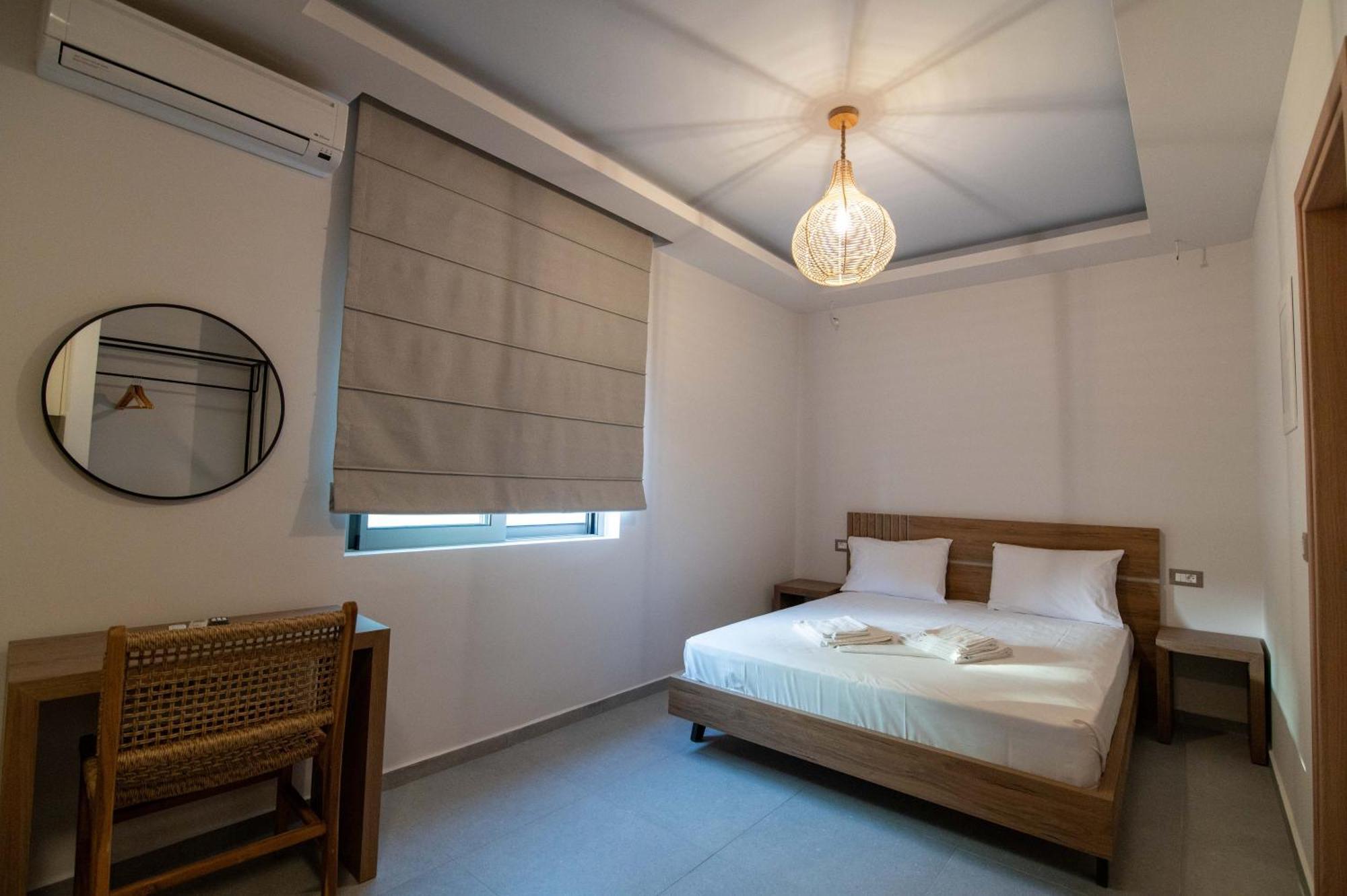 Raptis Apartments Ligia  外观 照片